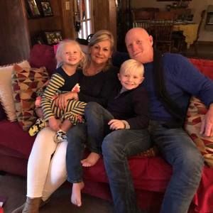 Meet your Posher, Ray